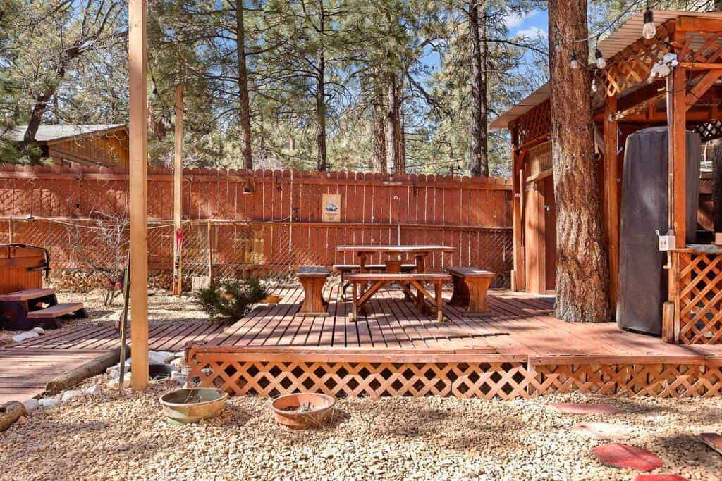 026 The Red Porch Cabin Mid Century Chic Big Bear Vacation Rentals