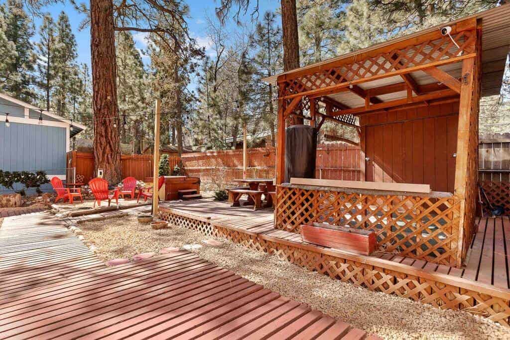 028 The Red Porch Cabin Mid Century Chic Big Bear Vacation Rentals