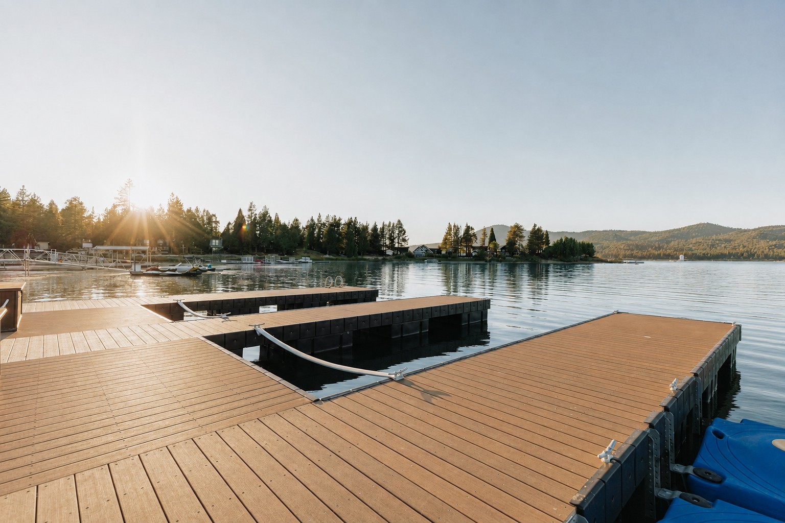 Lakefront Luxe Lodge